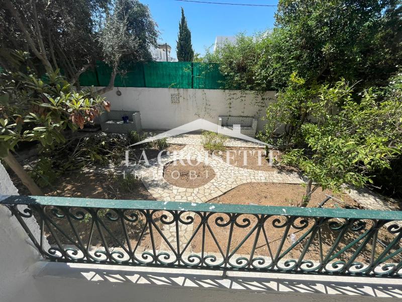 Villa S+4 avec piscine à La Marsa