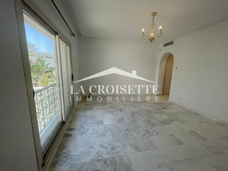 Villa S+4 à La Marsa