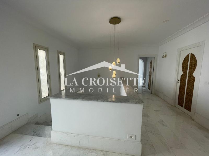 Villa S+4 à La Marsa