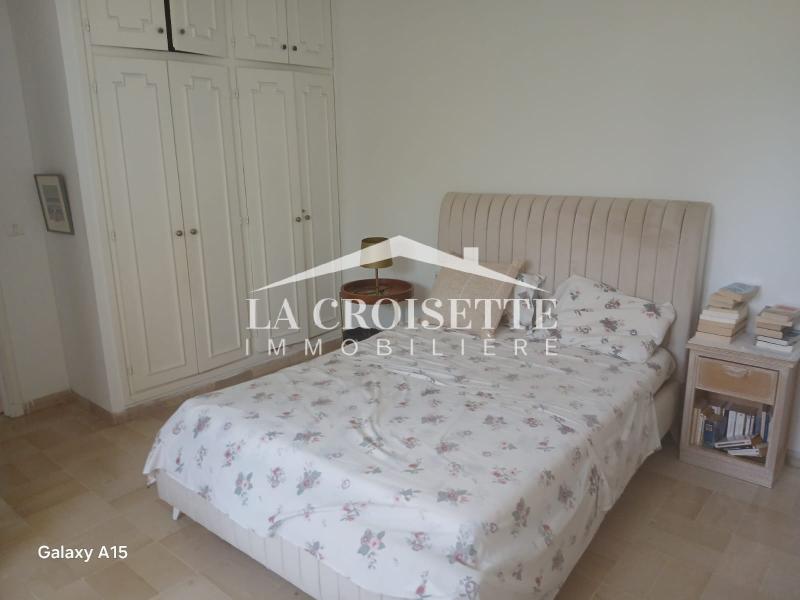 Villa S+5 avec piscine à La Marsa