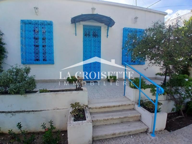 Villa plain-pied S+2 meublée à La Marsa