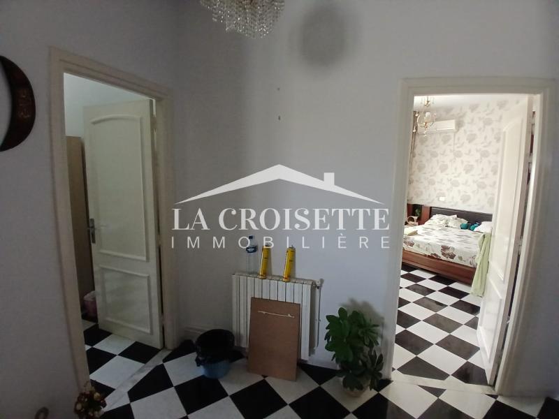 Villa S+4 avec piscine à La Soukra