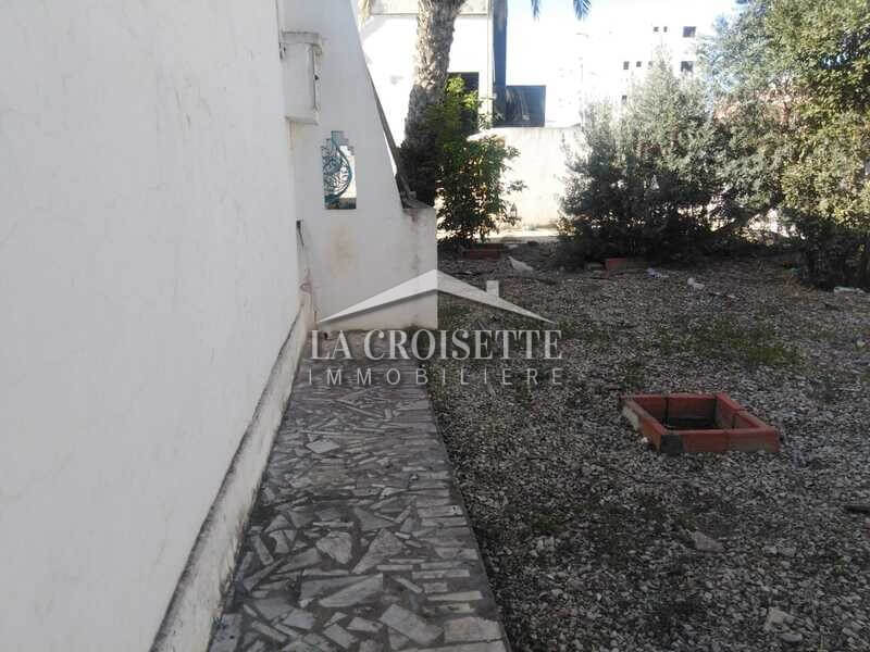 Villa S+5 à Ain Zaghouan El Wahat