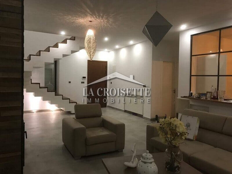 Villa S+4 à La Soukra