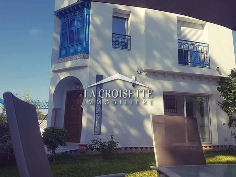 Villa S+3 avec studio indépendant à Gammarth