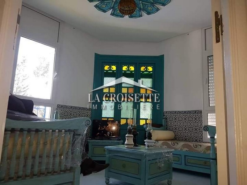 Villa S+3 avec studio indépendant à Gammarth