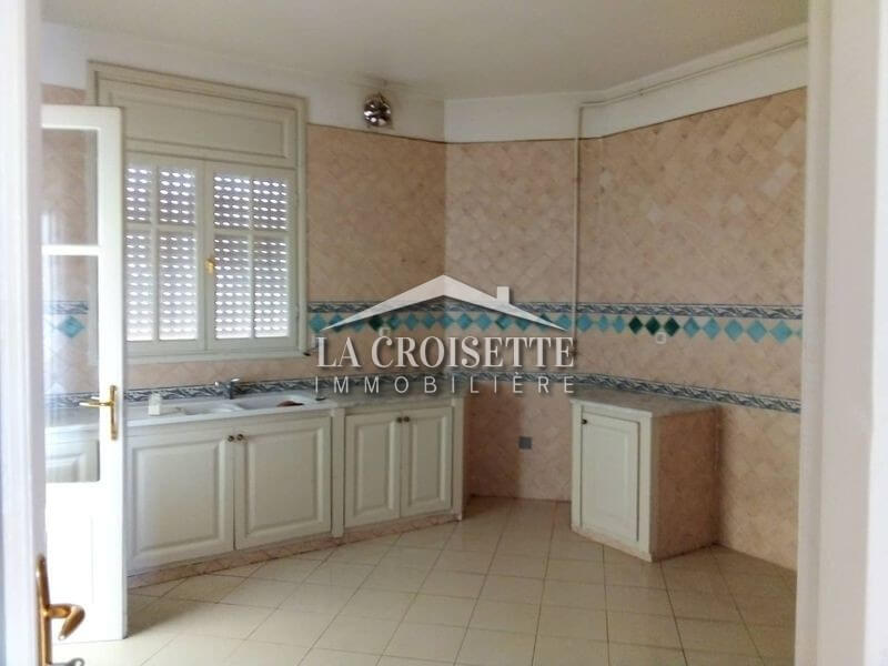 Un appartement s+4 Ain Zaghouan les Palmeraies 