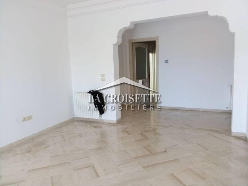 Un appartement s+4 Ain Zaghouan les Palmeraies 