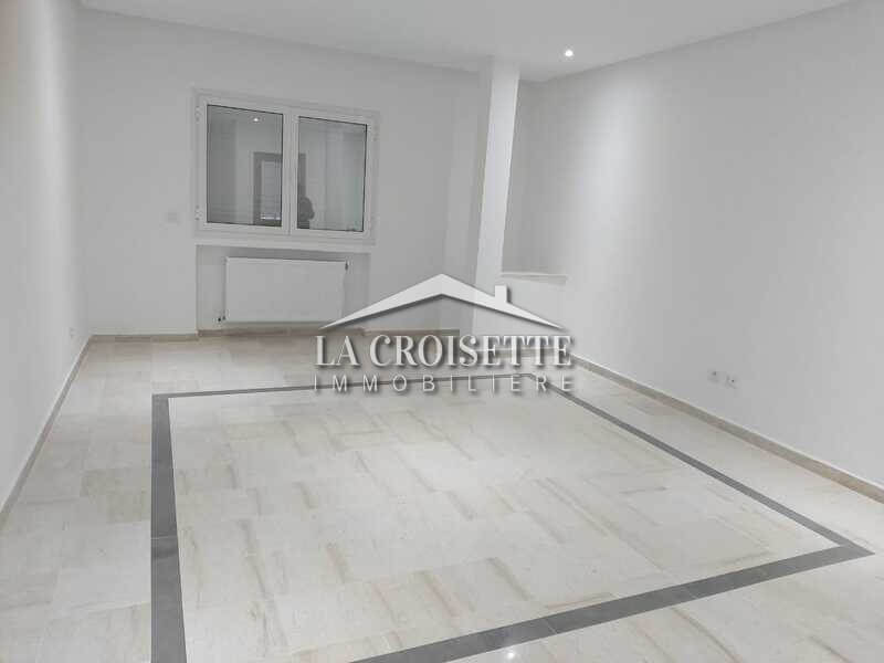 Appartement S+3 à La Soukra 