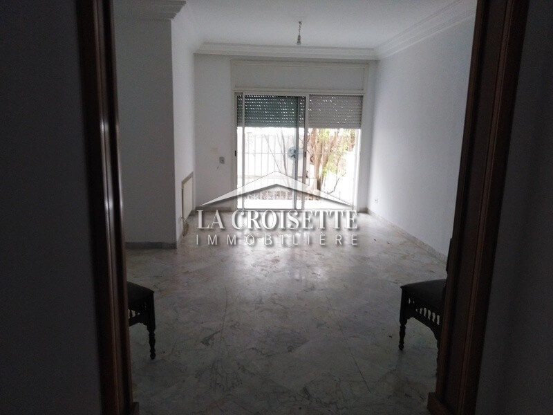 Appartement S+3 avec jardin à Ain Zaghouan nord 