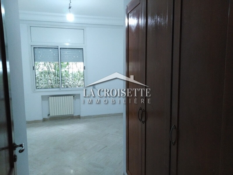 Appartement S+3 avec jardin à Ain Zaghouan nord 