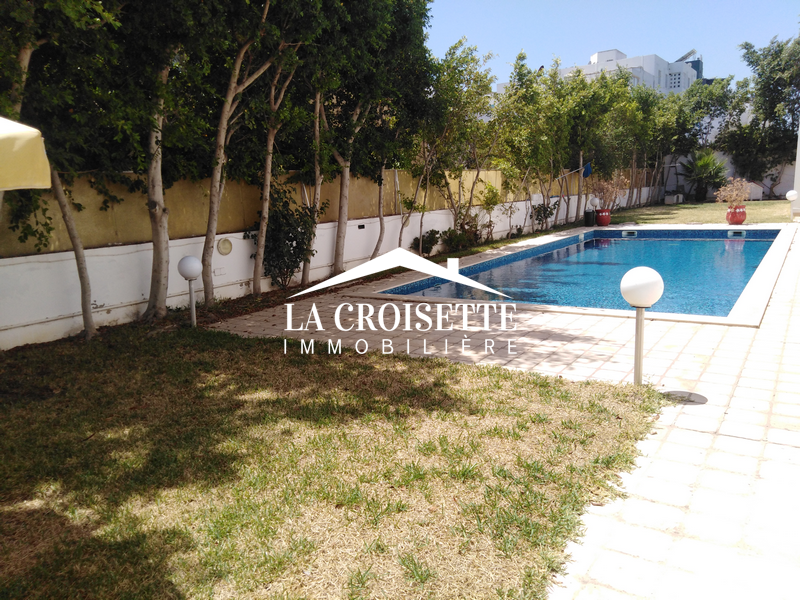 Appartement S+4 avec piscine commune aux Berges du Lac 1