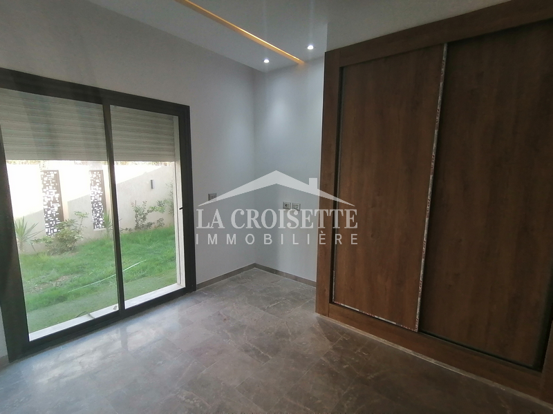 Appartement S+2 à Ain Zaghouan Nord avec salle de sport et piscine collective