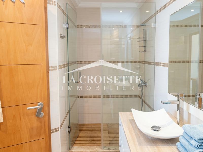 Penthouse meublé S+4 avec piscine aux Berges du Lac 2