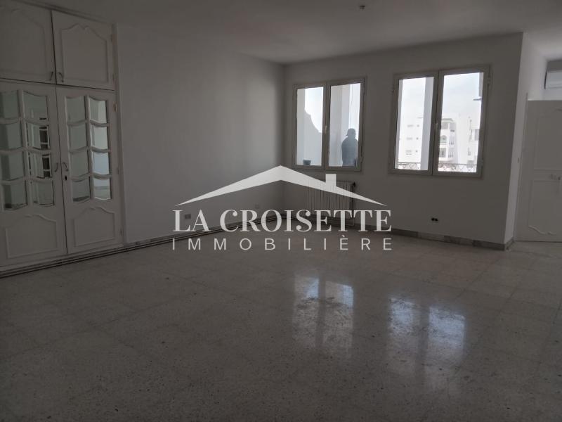 Appartement S+3 à La Marsa
