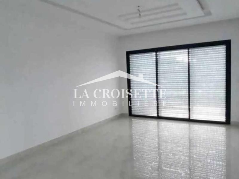 Appartement S+2 avec jardin à La Soukra