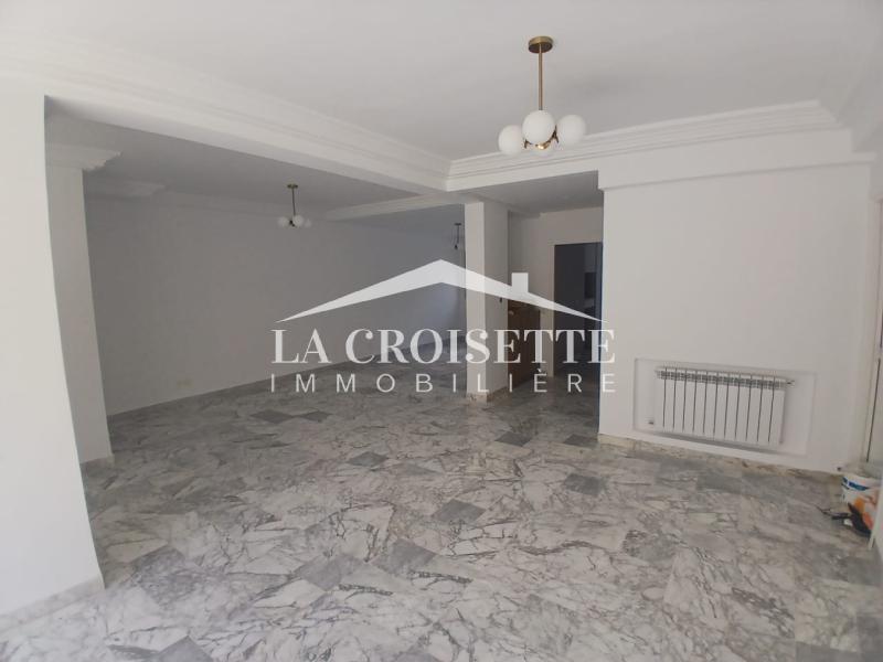 Appartement S+3 vue sur mer à Gammarth