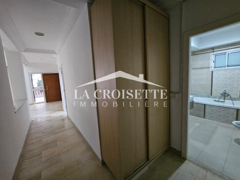 Etage de villa S+3 à Ain Zaghouan Nord