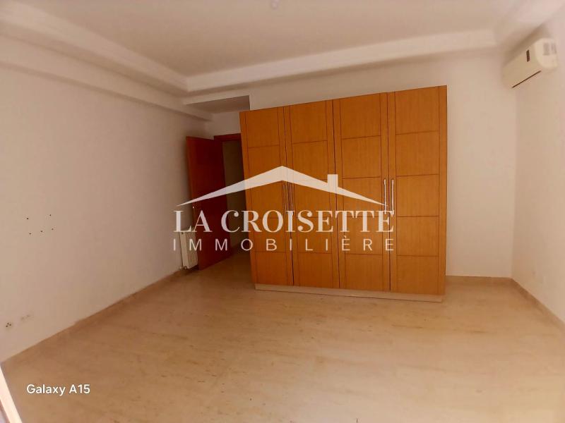 Appartement S+2 à La Soukra