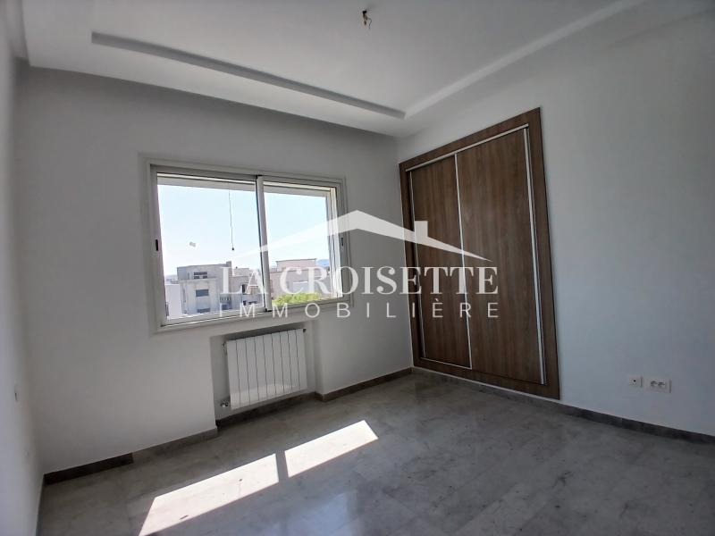 Appartement S+3 à La Soukra