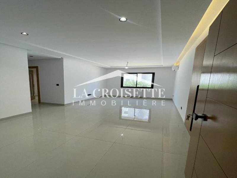 Appartement S+3 à La Soukra