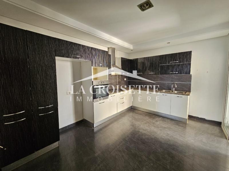 Appartement S+4 à Ain Zaghouan Nord
