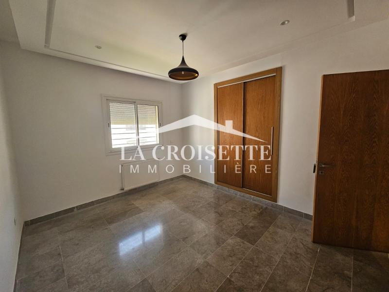 Appartement S+4 avec chambre de service aux Jardins de Carthage