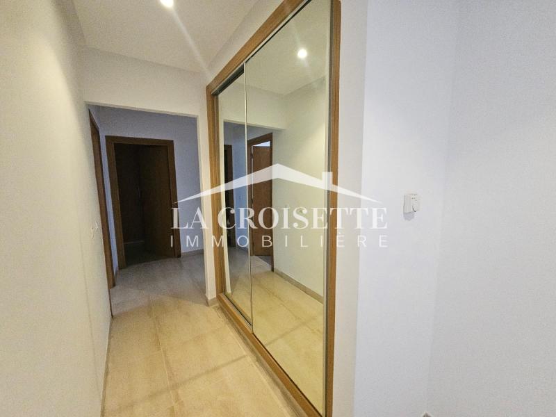Appartement S+4 avec chambre de service aux Jardins de Carthage