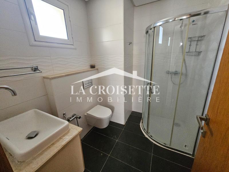 Appartement S+4 avec chambre de service aux Jardins de Carthage