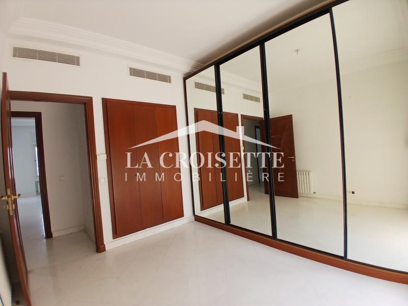 Appartement S+3 vue sur lac aux Berges du Lac 1