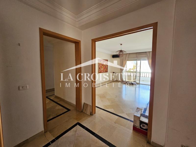 Appartement S+3 à L'aouina