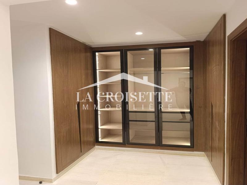 Appartement S+3 à La Soukra