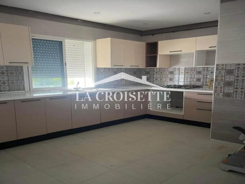 Appartement S+2 à La Soukra