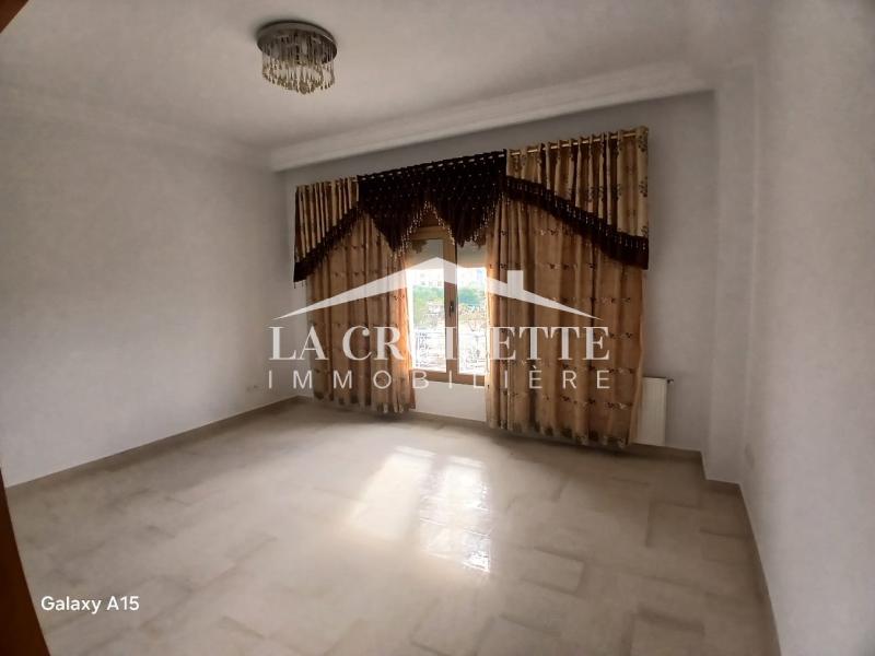 Appartement S+3 à Ain Zaghouan Nord