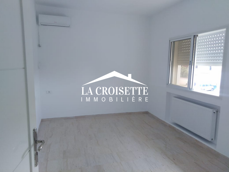 Appartement S+3  à Ain Zaghouan Nord