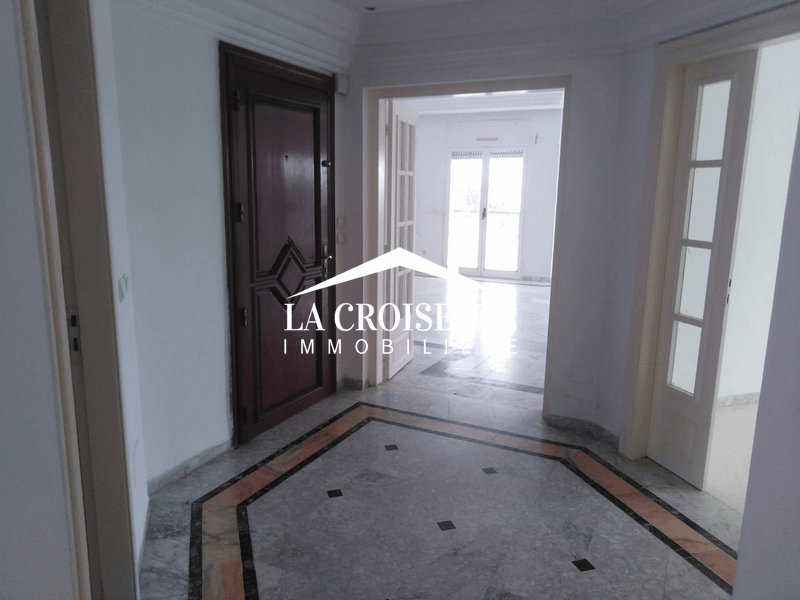 Appartement S+4 aux Berges du Lac 1