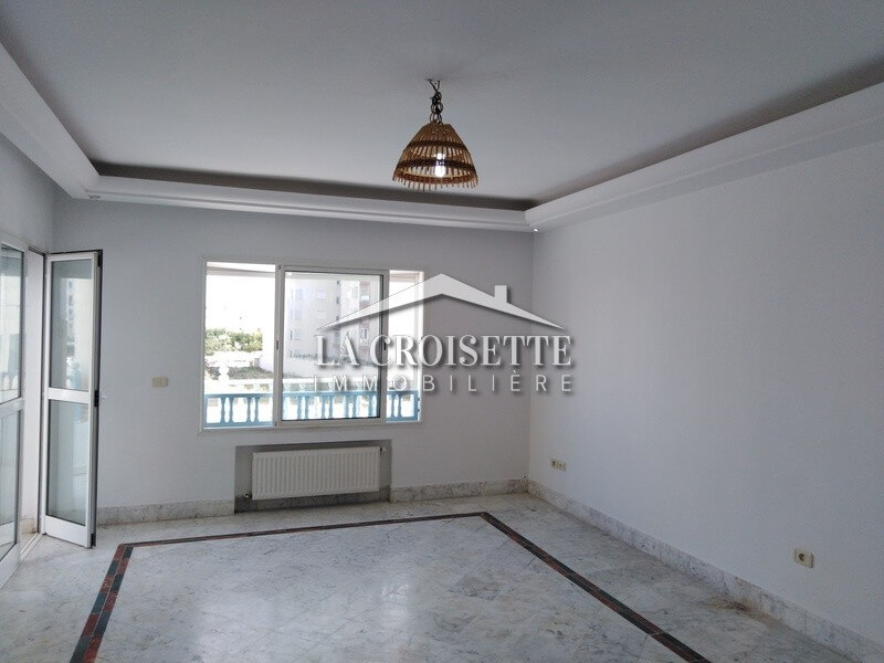 Appartement S+3 à Ain Zaghouan Nord 