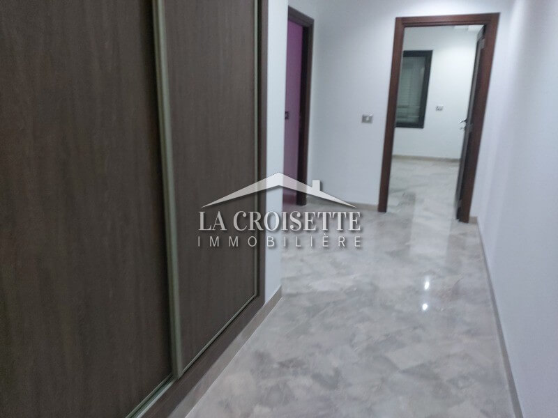 A vendre un appartement s+3 haut standing à la Soukra(Choutrana1)