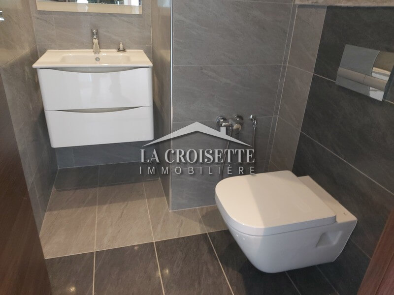 A vendre un appartement s+3 à la Soukra