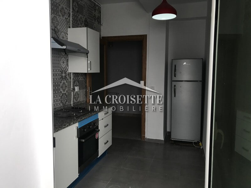 Un appartement s+2 à cité Les Palmeraies
