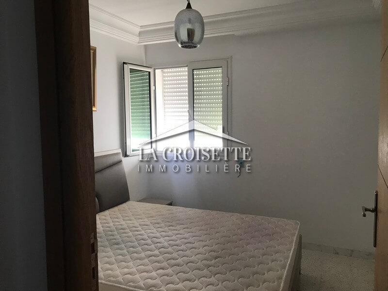 Un appartement s+2 à cité Les Palmeraies