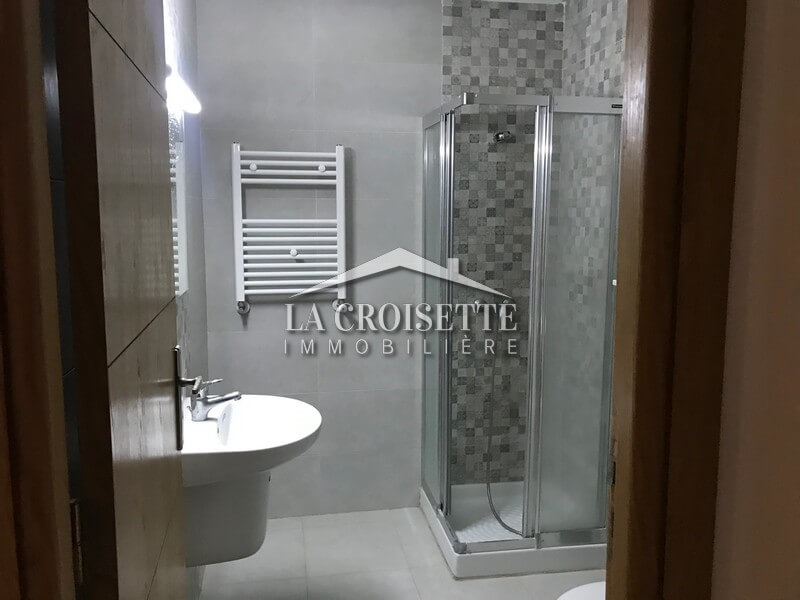 Un appartement s+2 à cité Les Palmeraies