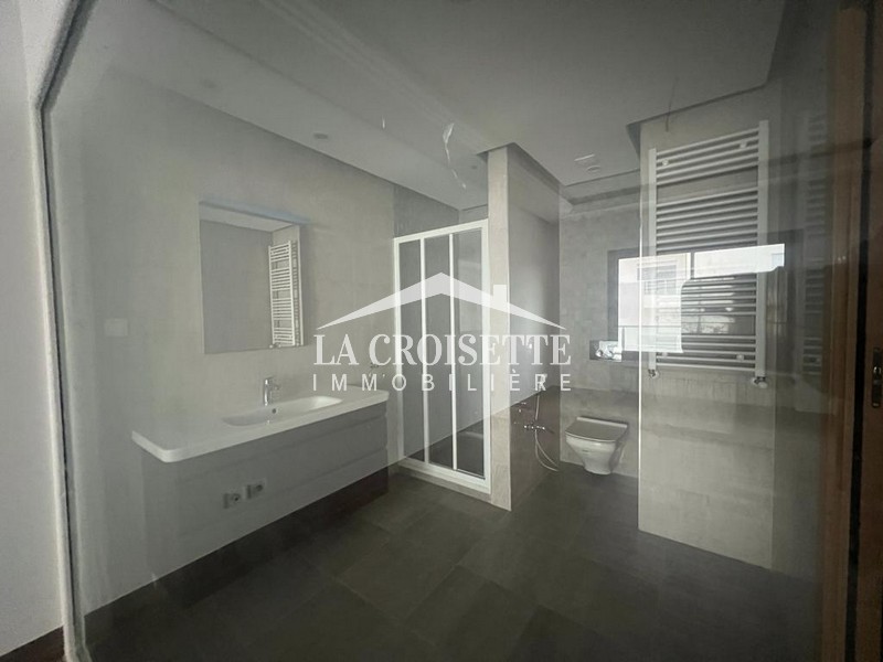 Appartement S+3 avec piscine commune aux Jardins de Carthage 