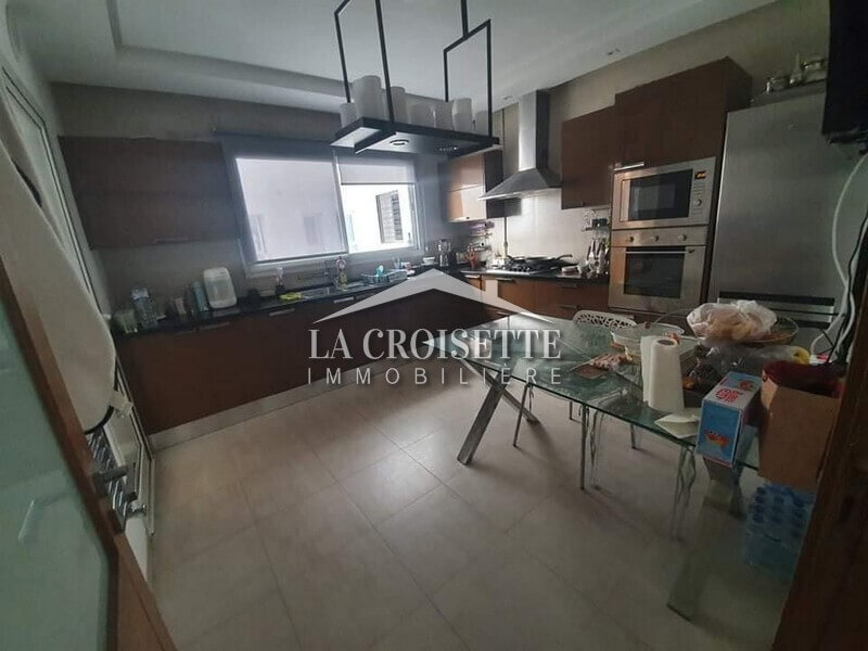 Appartement S+3 à La Soukra