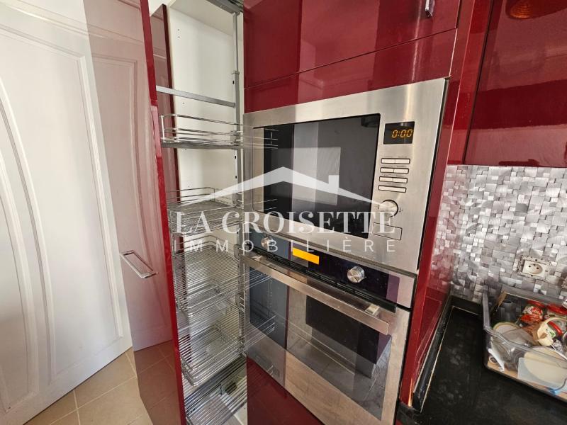 Appartement S+4 avec vue dégagée à L'aouina