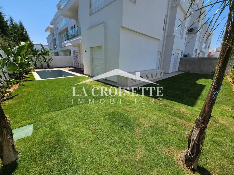 Appartement S+3 avec jardin et piscine à La Soukra