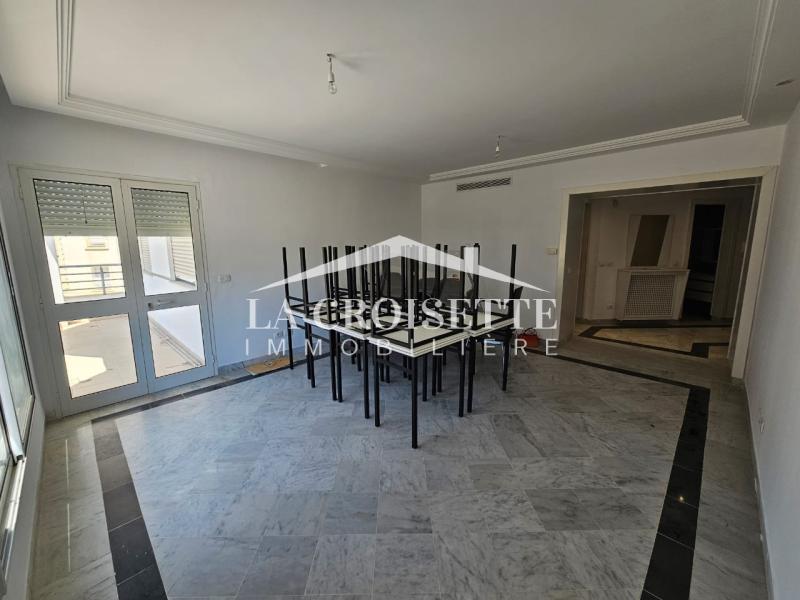 Appartement S+3 à Ain Zaghouan Nord