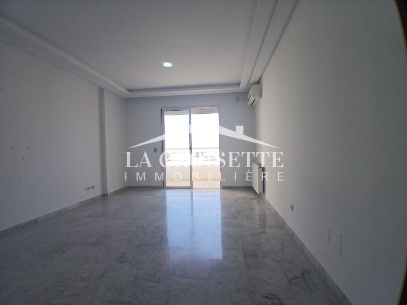 Appartement S+2 à Ain Zaghouan Nord