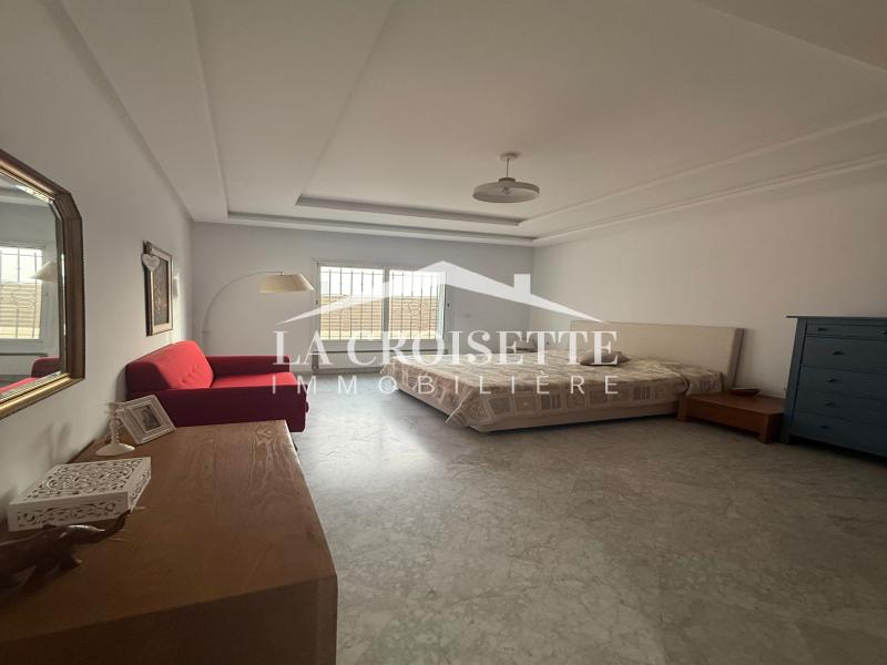 Appartement S+3 avec jardin aux Jardins de Carthage