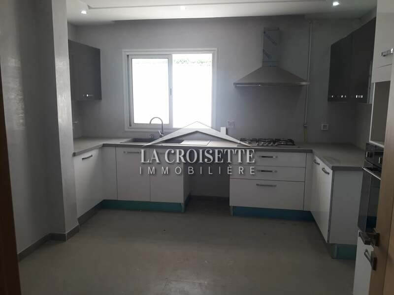 Duplex S+3 avec jardin à la Soukra